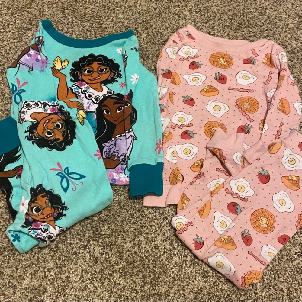 Girls 18 month pajama bundle